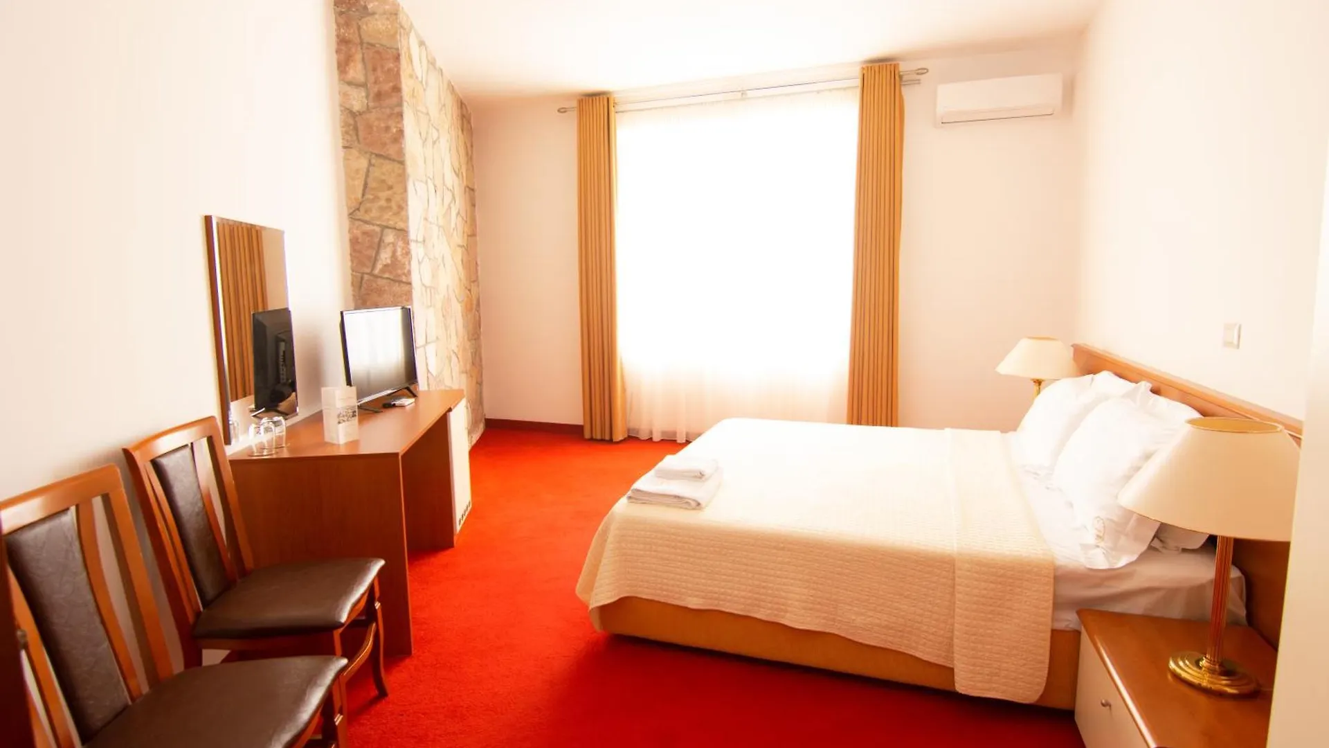Hotel Chateau Linza Resort Tirana