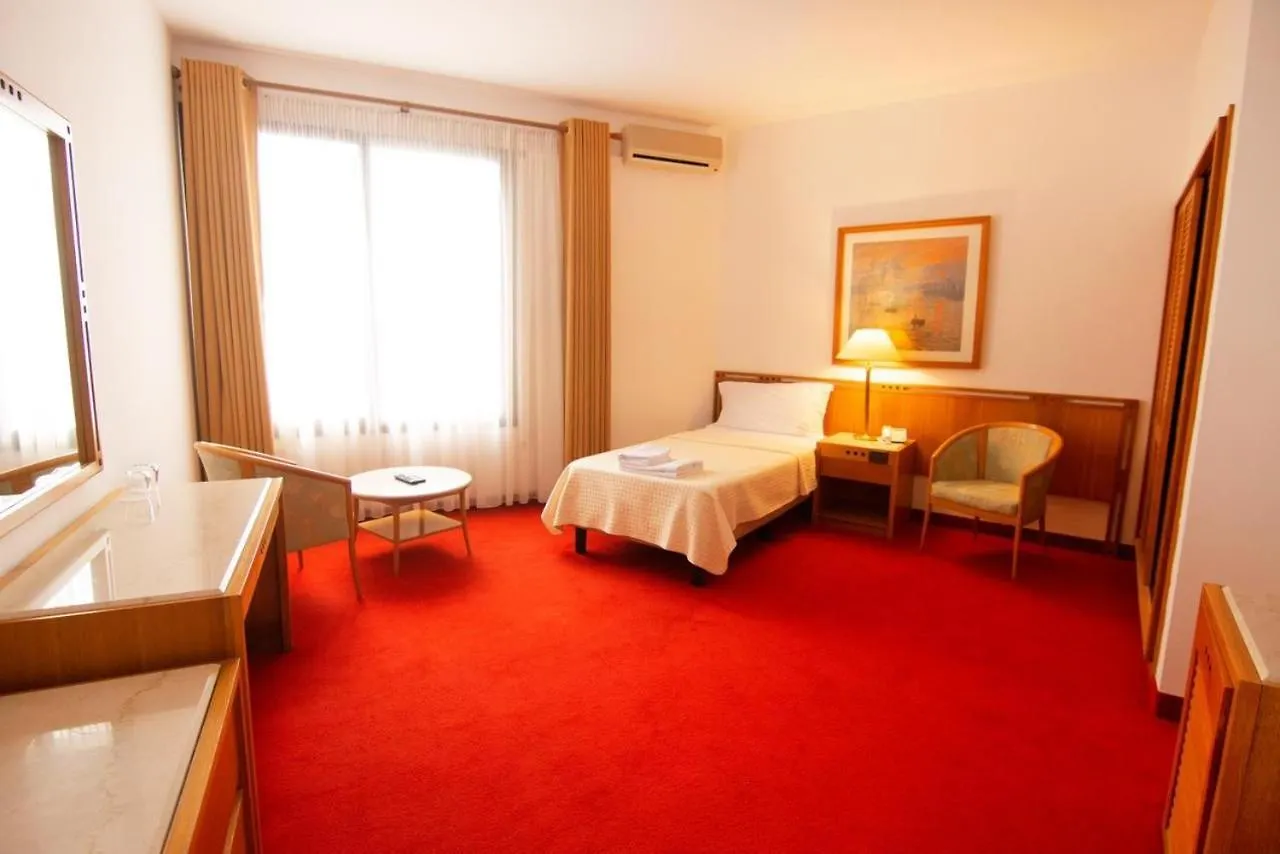 Chateau Linza Resort Tirana