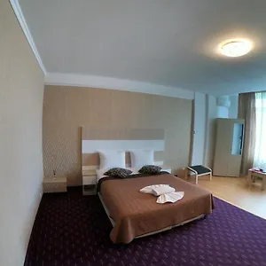 Mon Caprice 3* Bucarest